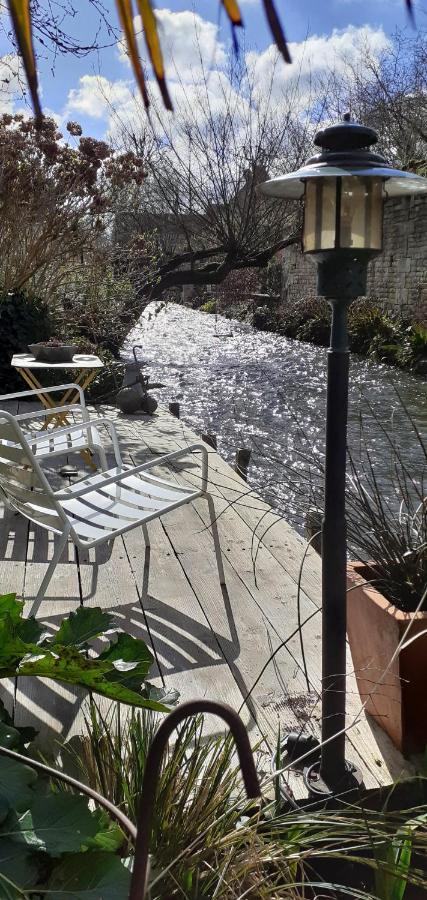 La Malposte Bed & Breakfast Reviers Luaran gambar