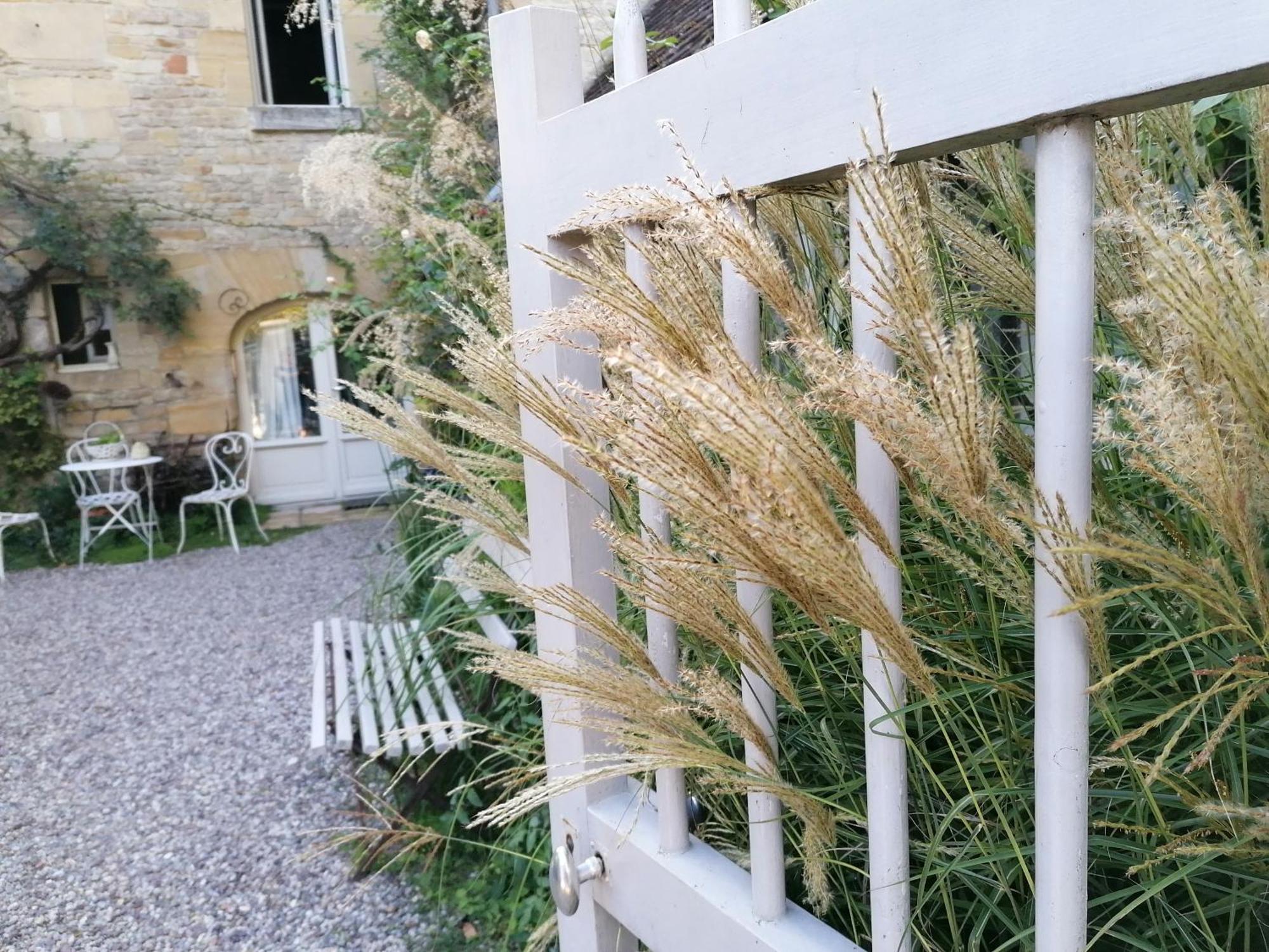 La Malposte Bed & Breakfast Reviers Luaran gambar