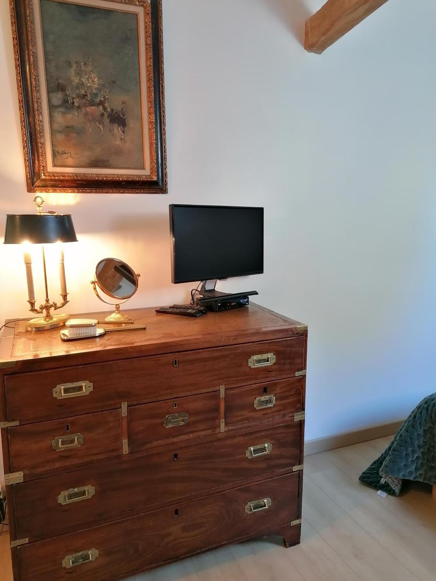 La Malposte Bed & Breakfast Reviers Luaran gambar
