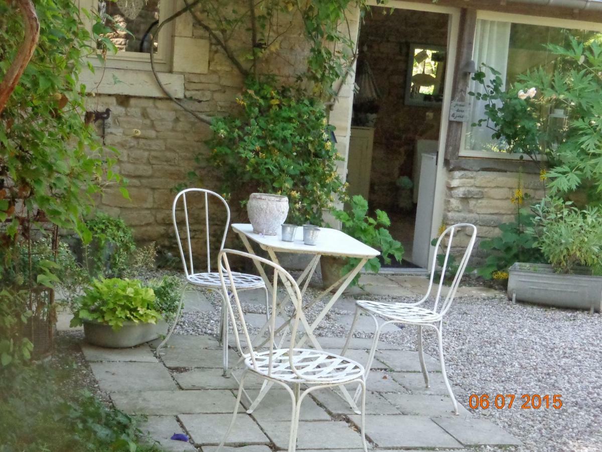 La Malposte Bed & Breakfast Reviers Luaran gambar